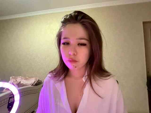 RonnaMonserrate webcam