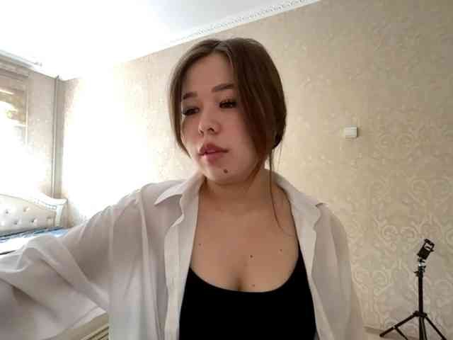 RonnaMonserrate webcam