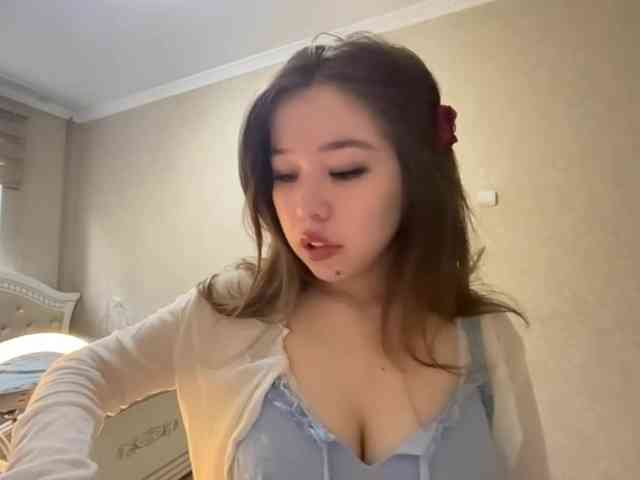 RonnaMonserrate webcam