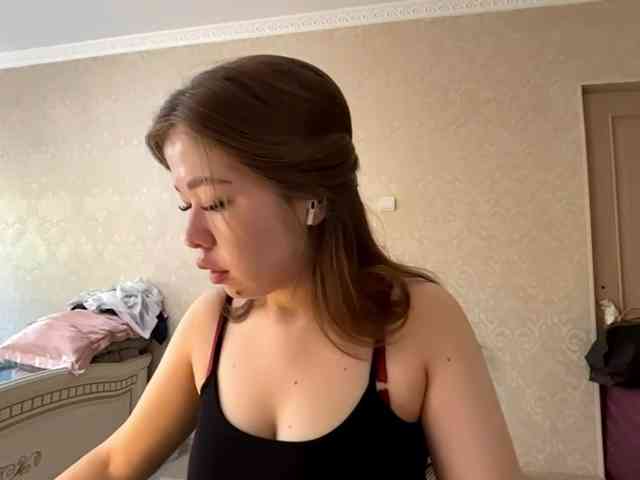 RonnaMonserrate webcam