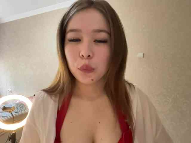 RonnaMonserrate webcam