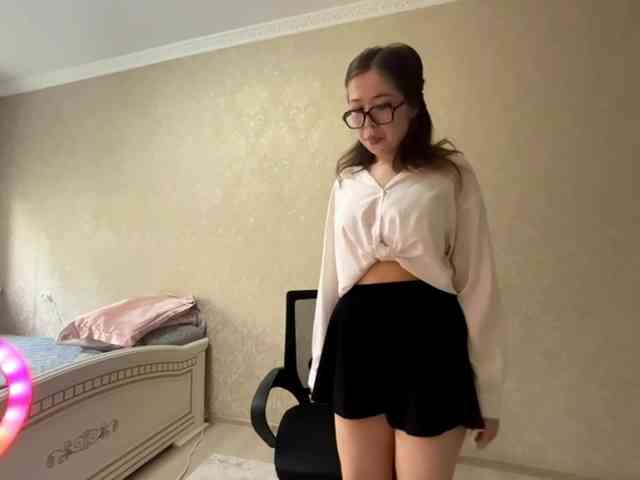 RonnaMonserrate webcam