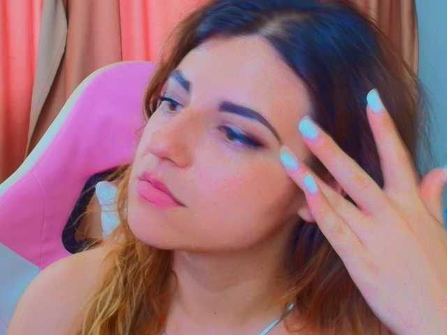AmmyFlirty live cam on BongaCams