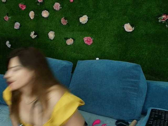 AmmyFlirty's BongaCams show and profile