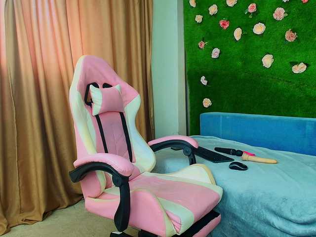AmmyFlirty live cam on BongaCams