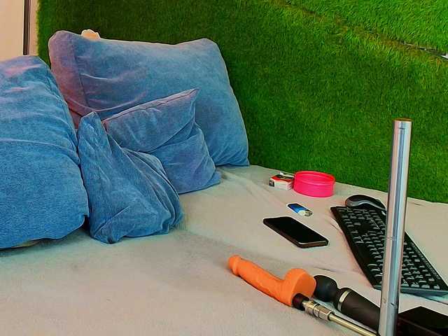 AmmyFlirty live webcam show