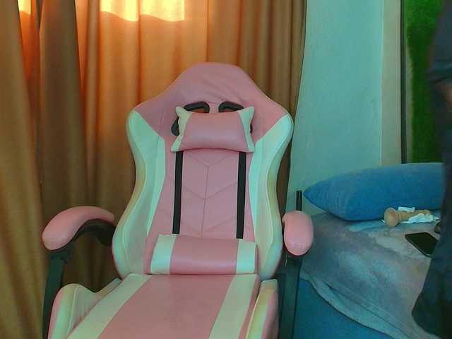 AmmyFlirty webcam