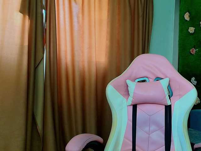 AmmyFlirty live cam on BongaCams