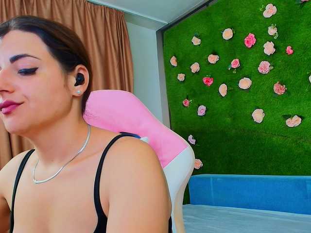 AmmyFlirty live webcam show