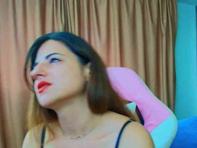 Modella: AmmyFlirty