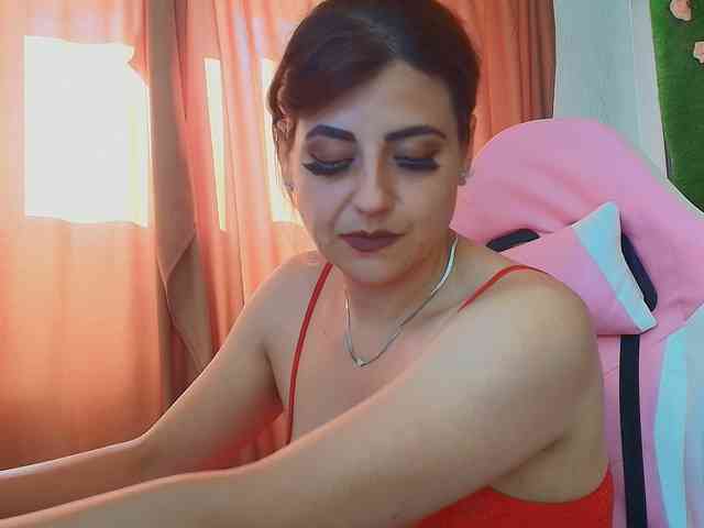 Modella: AmmyFlirty