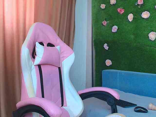 ammyflirty's live room