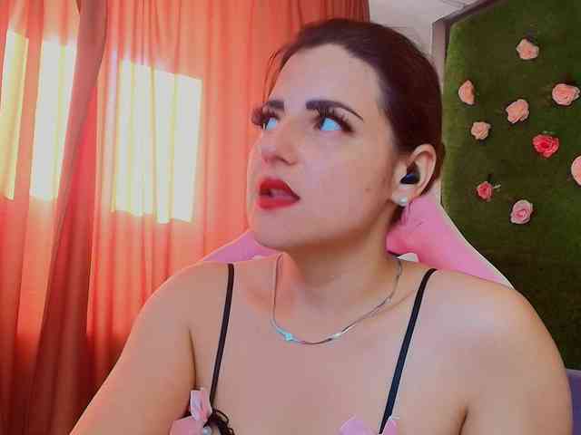 Modella: AmmyFlirty