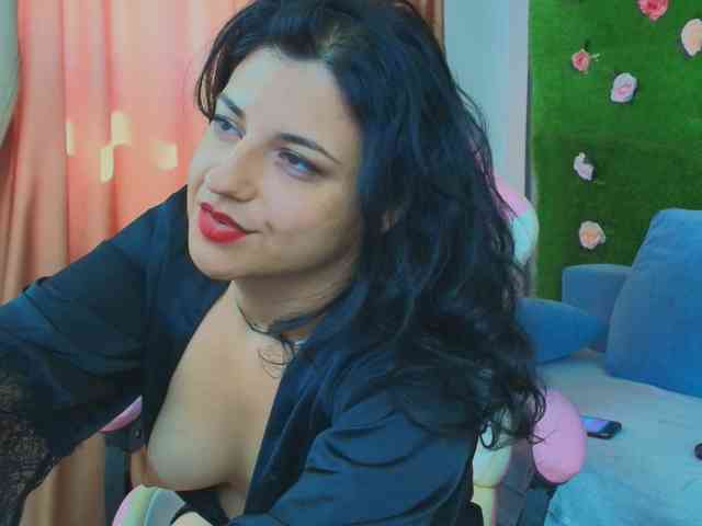 Modella: AmmyFlirty