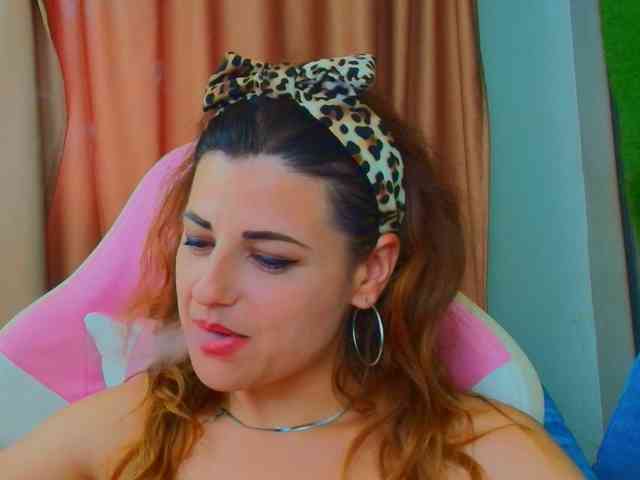 AmmyFlirty Live Webcam on BongaCams