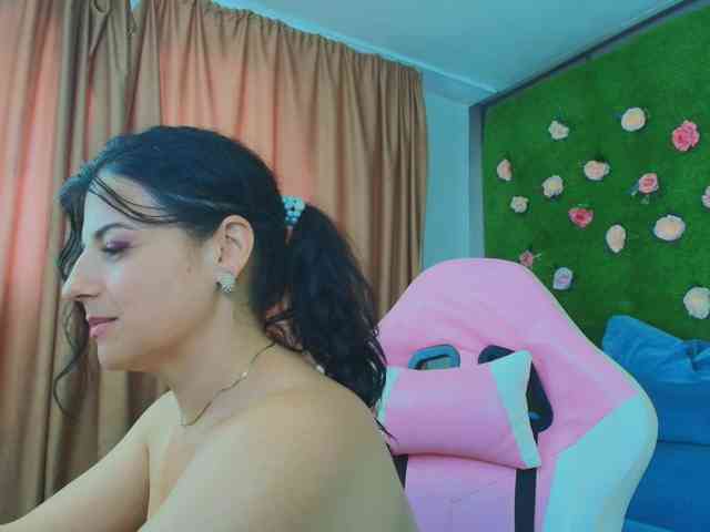 AmmyFlirty