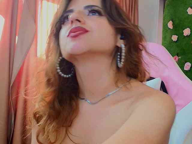 Modella: AmmyFlirty