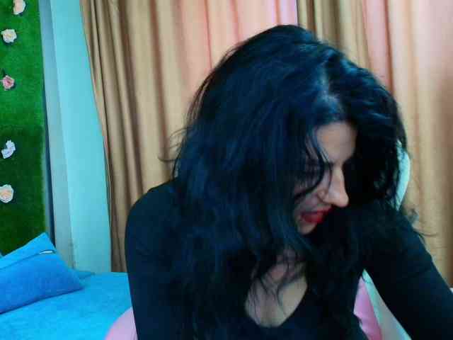 Modella: AmmyFlirty