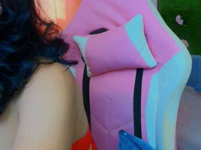 AmmyFlirty webcam