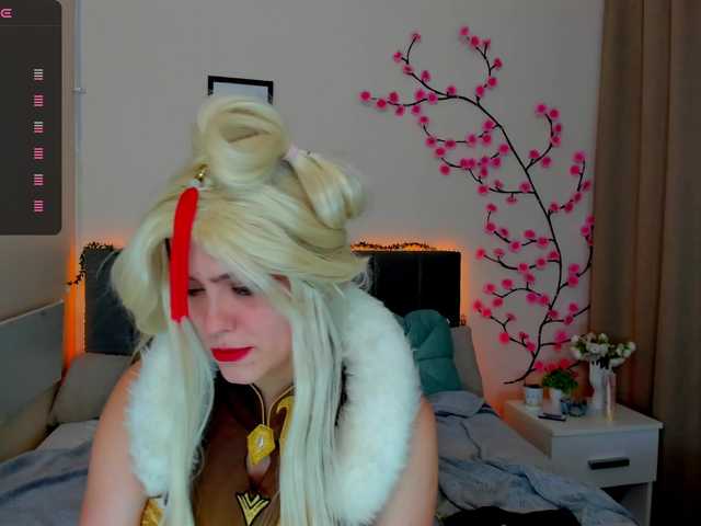 DellaRowwe live cam on BongaCams