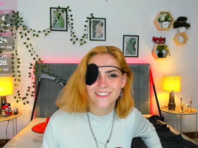 DellaRowwe