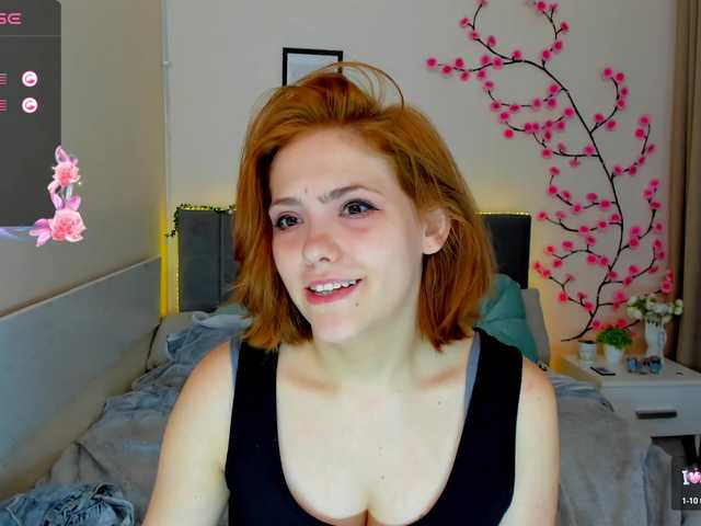 DellaRowwe live cam on BongaCams