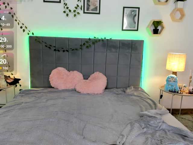 DellaRowwe live cam on BongaCams