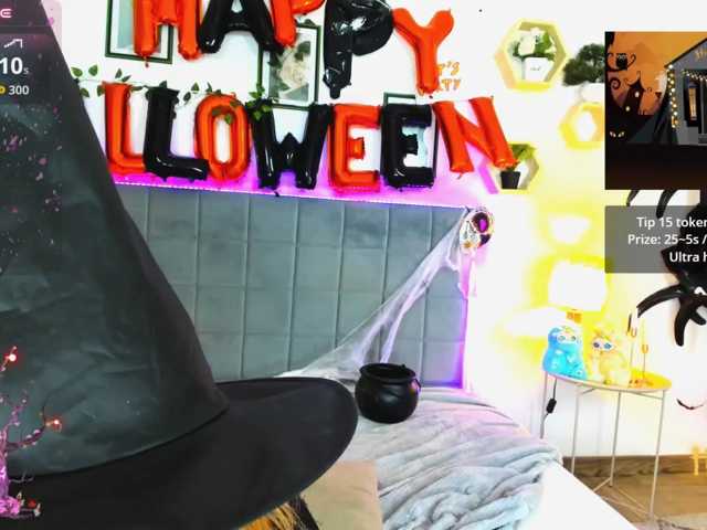 DellaRowwe live cam on BongaCams