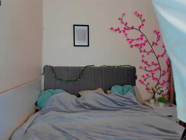 DellaRowwe's BongaCams show and profile