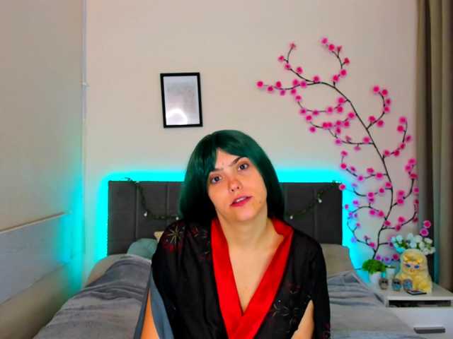 DellaRowwe live cam on BongaCams