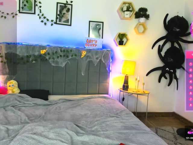 DellaRowwe