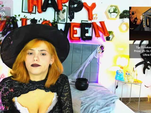 DellaRowwe live cam on BongaCams