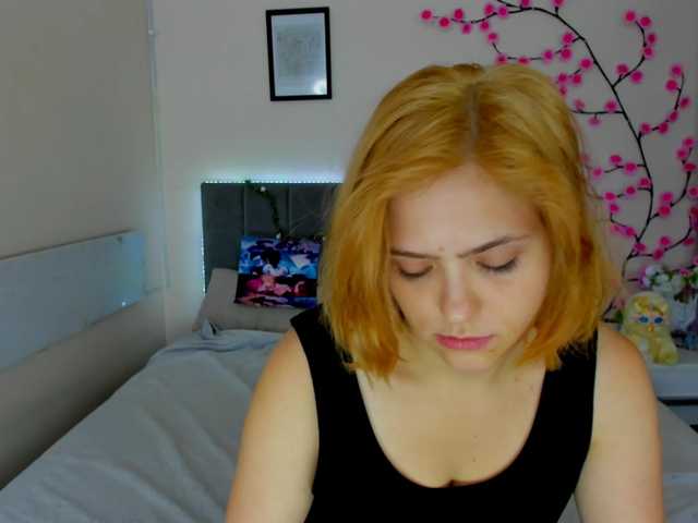 DellaRowwe live cam on BongaCams