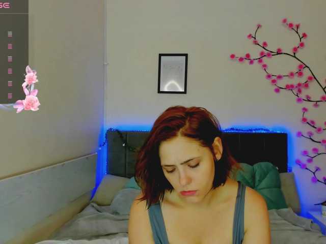 DellaRowwe live cam on BongaCams