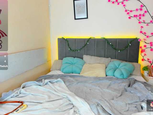 DellaRowwe live cam on BongaCams