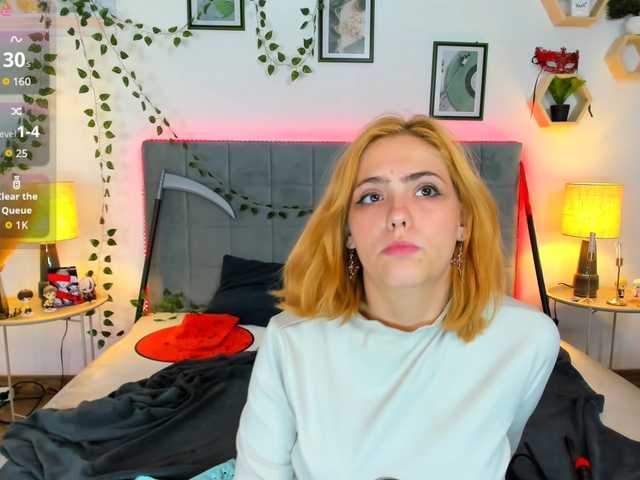 DellaRowwe