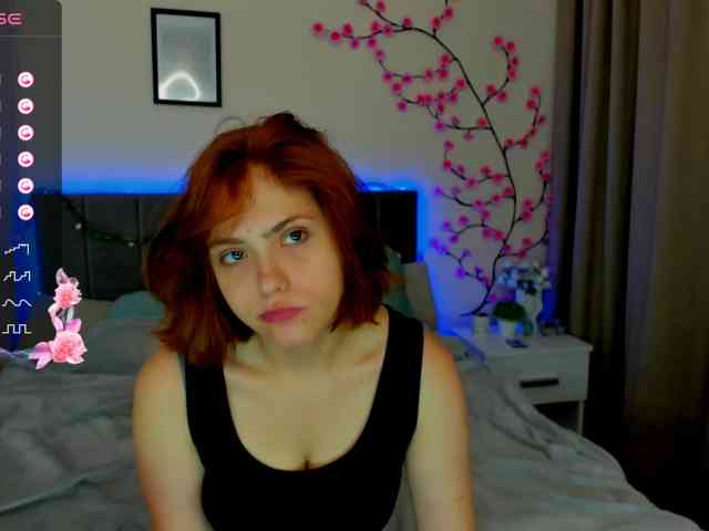 DellaRowwe webcam