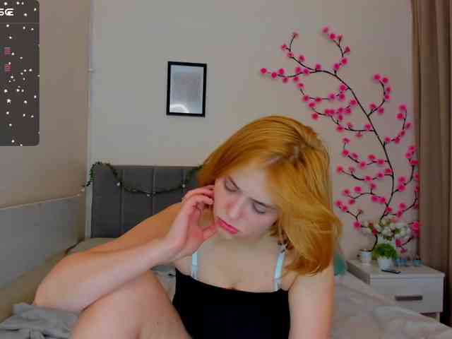 DellaRowwe webcam