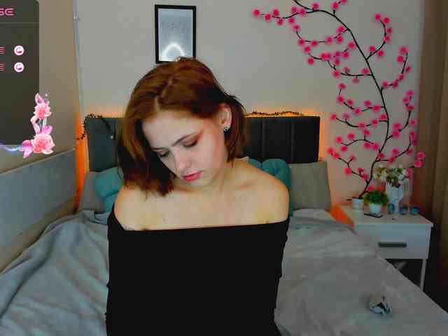 DellaRowwe webcam