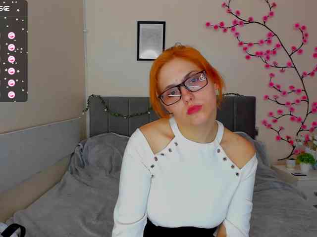 DellaRowwe webcam