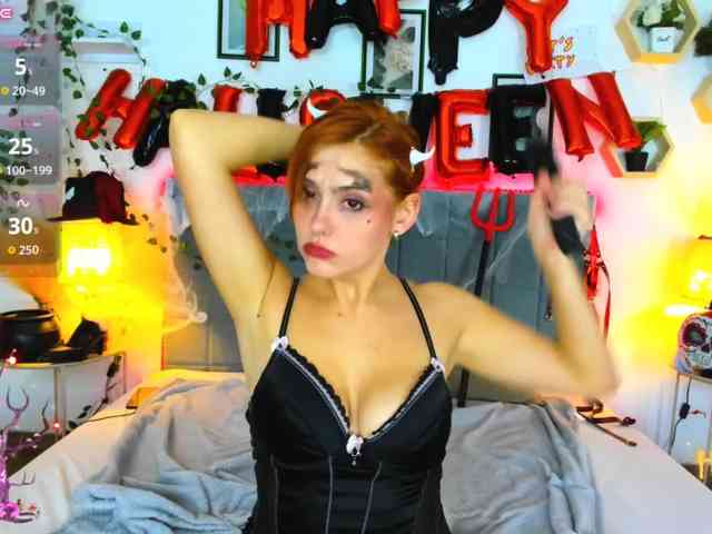 DellaRowwe webcam