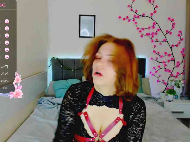 DellaRowwe DellaRowwe