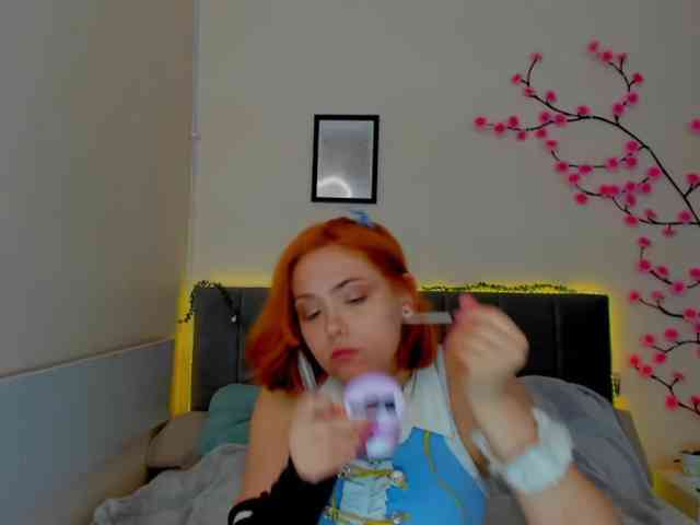 DellaRowwe webcam
