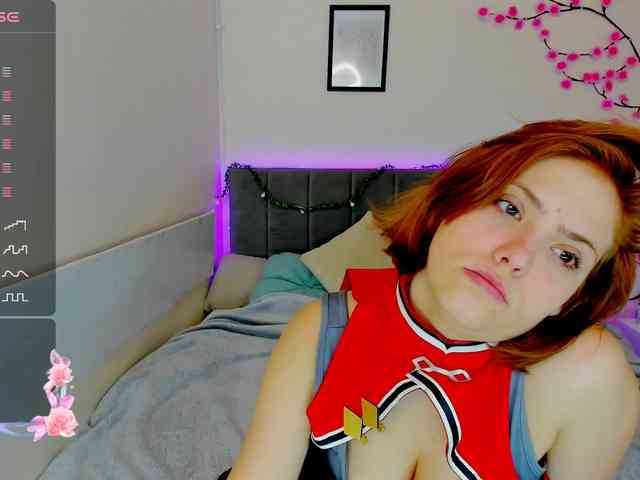 DellaRowwe webcam