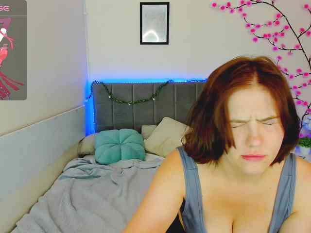 DellaRowwe webcam