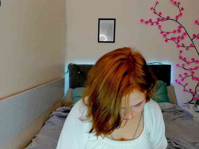 DellaRowwe webcam