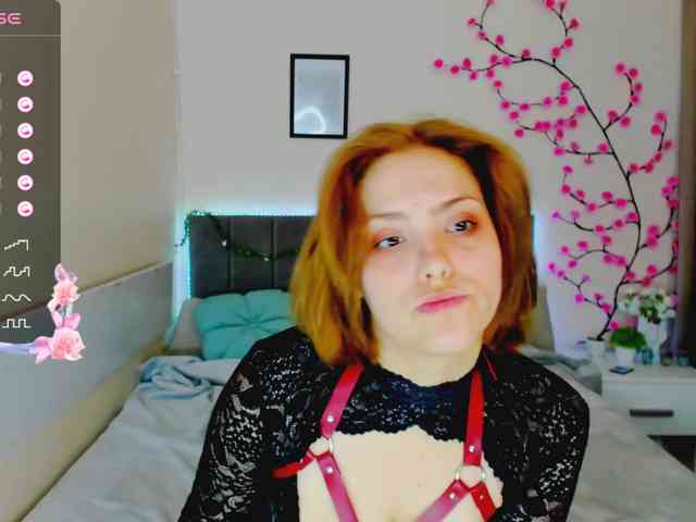 DellaRowwe webcam