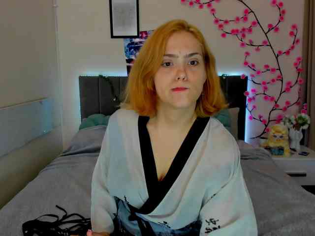 DellaRowwe webcam