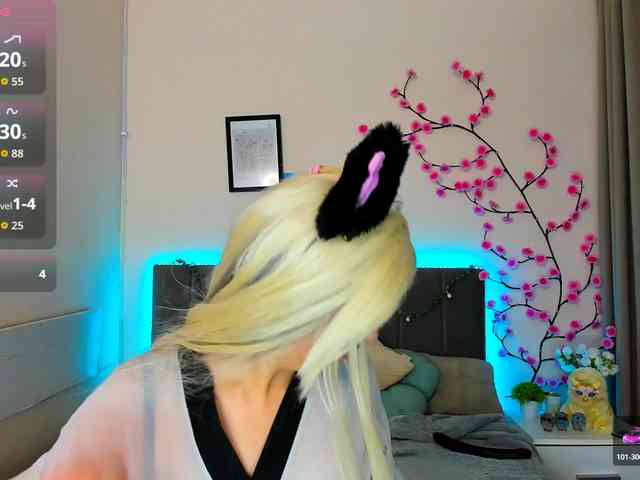 DellaRowwe webcam