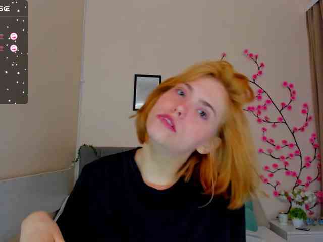DellaRowwe webcam